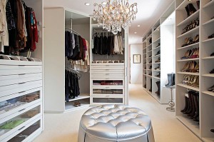 white-modern-walk-in-closet