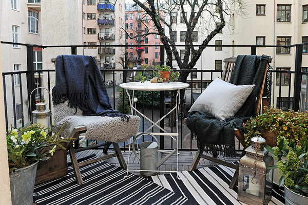 77-cozy-balcony-designs-5