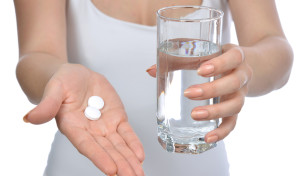 pills_water1024
